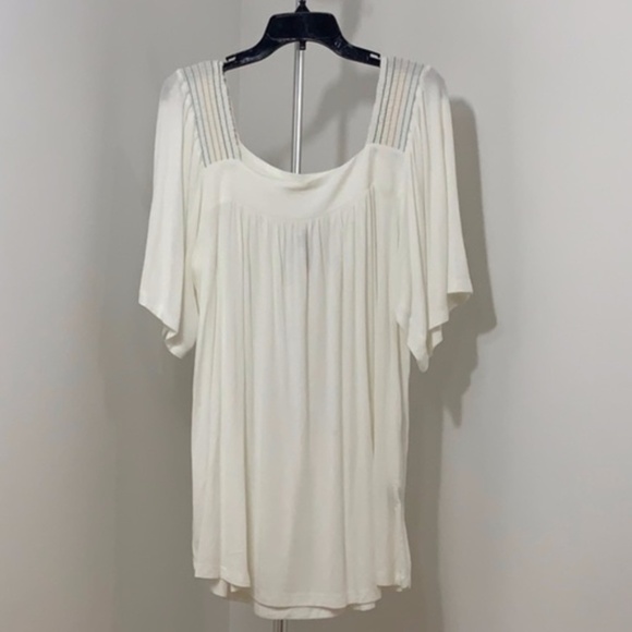 LAST ONE AVAILABLE! - New Plus Size Square Neck Blouse Embroidered Neck Size 18 - Picture 1 of 10